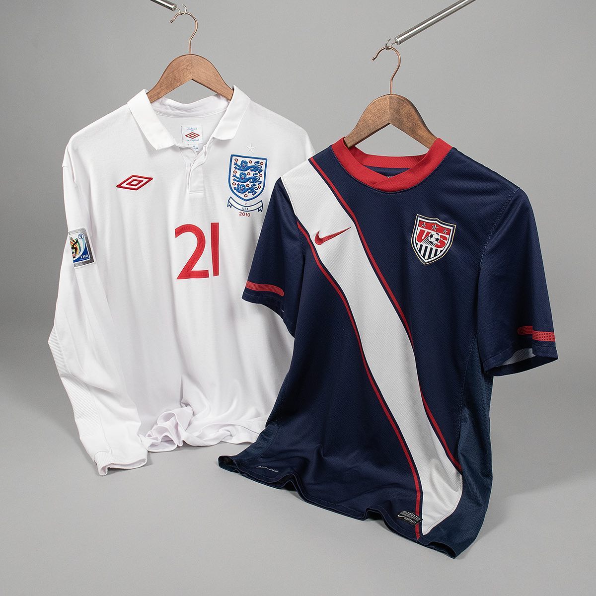 Here is an England Umbro nationwide training top, this has been