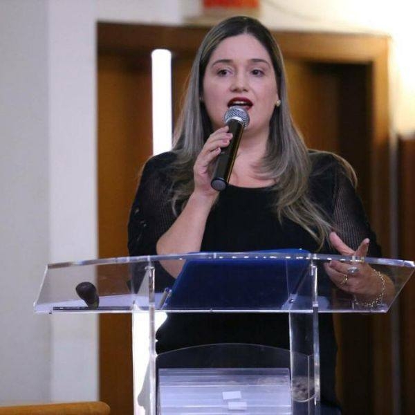 Prof. Mara Ribeiro