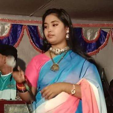 Singer Akhi Moni