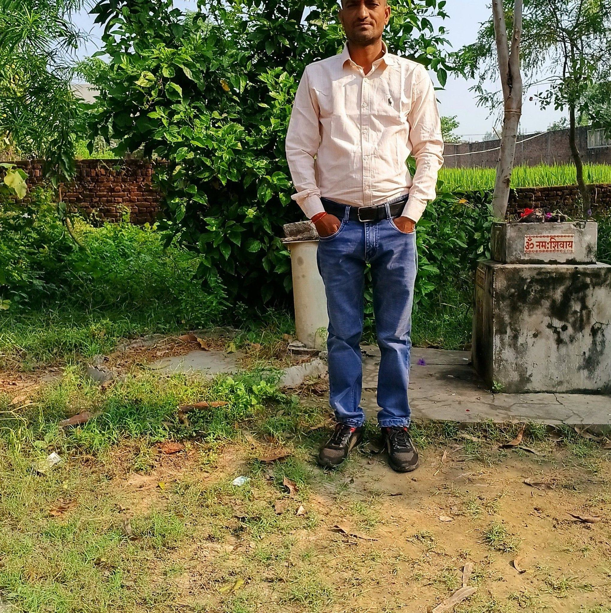 Tune Pahli Nazar Me Sanam 🫣 | Struggler Aadmi