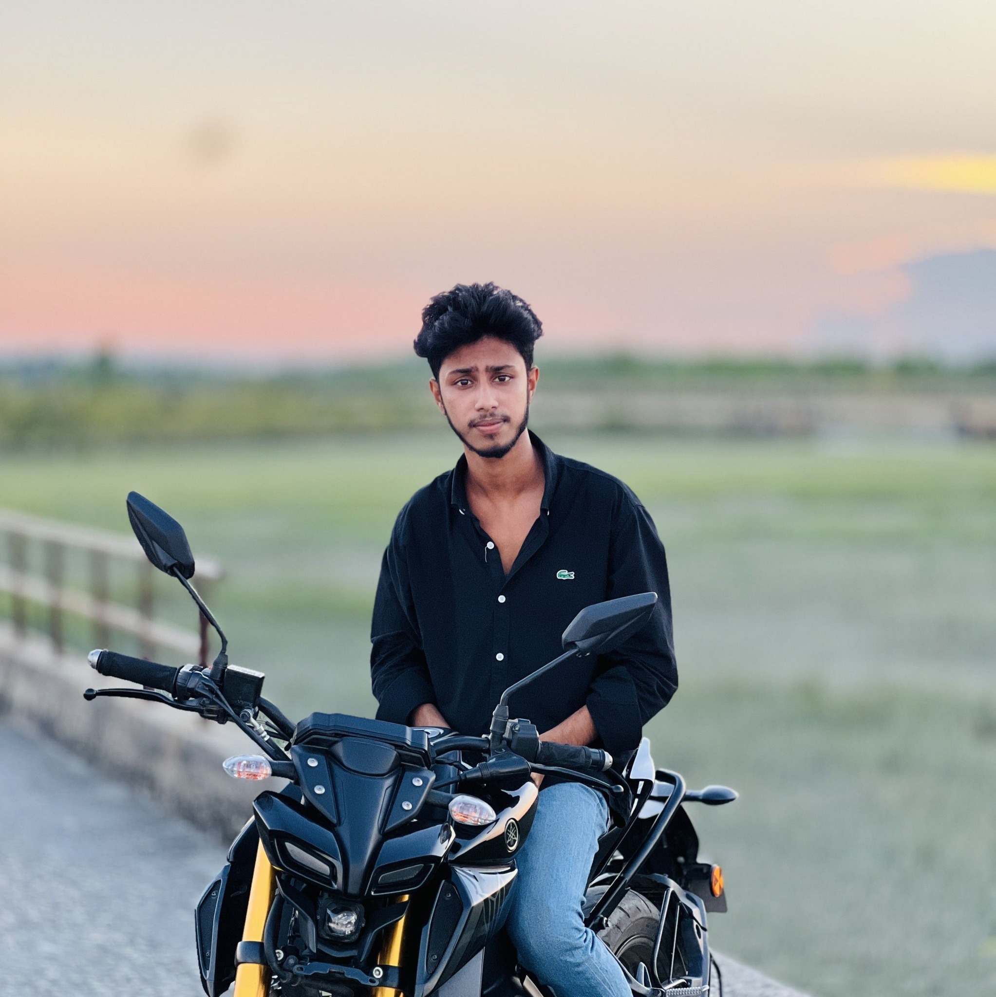 MD Anik F