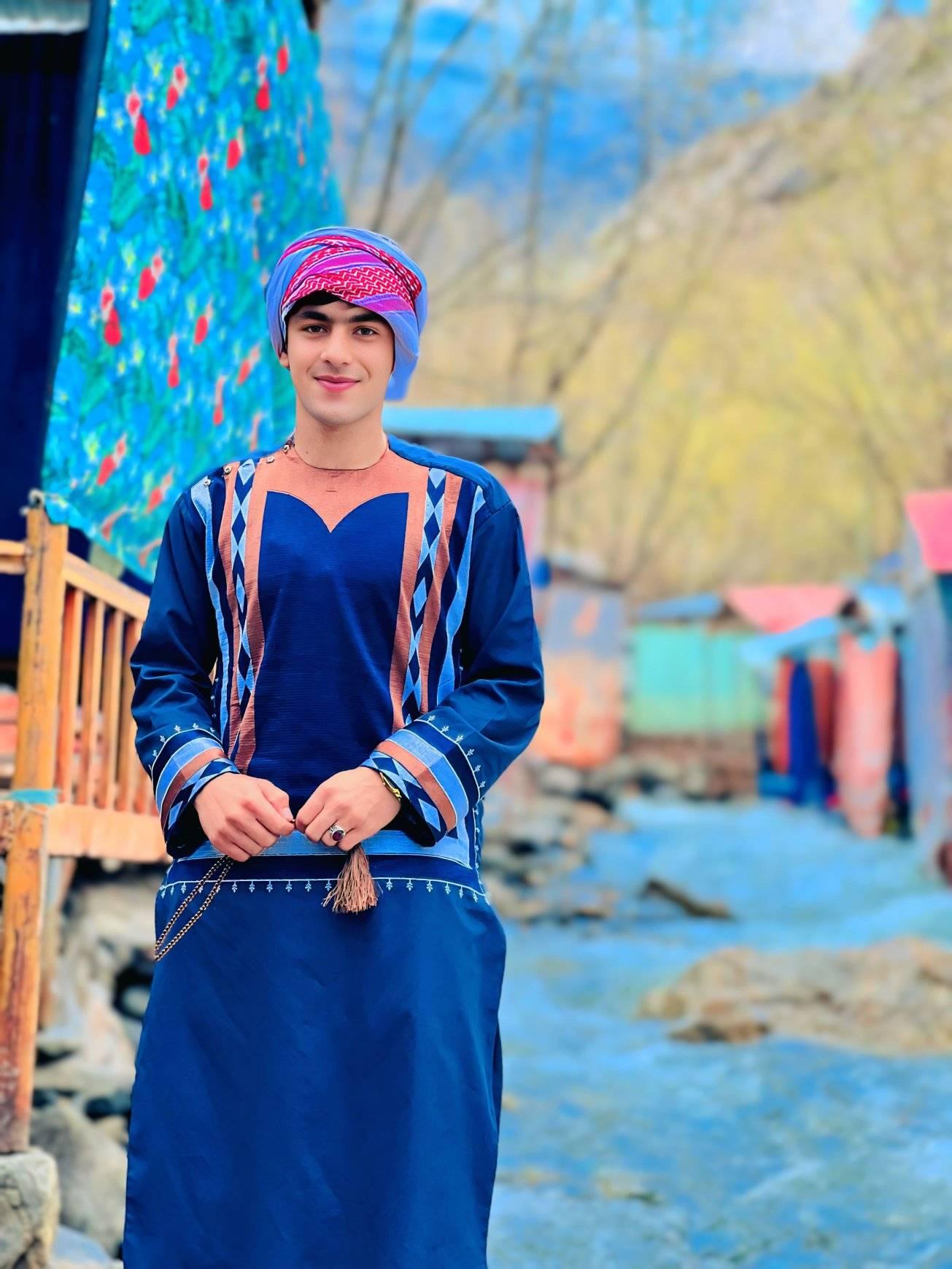 نجیب خوشحال