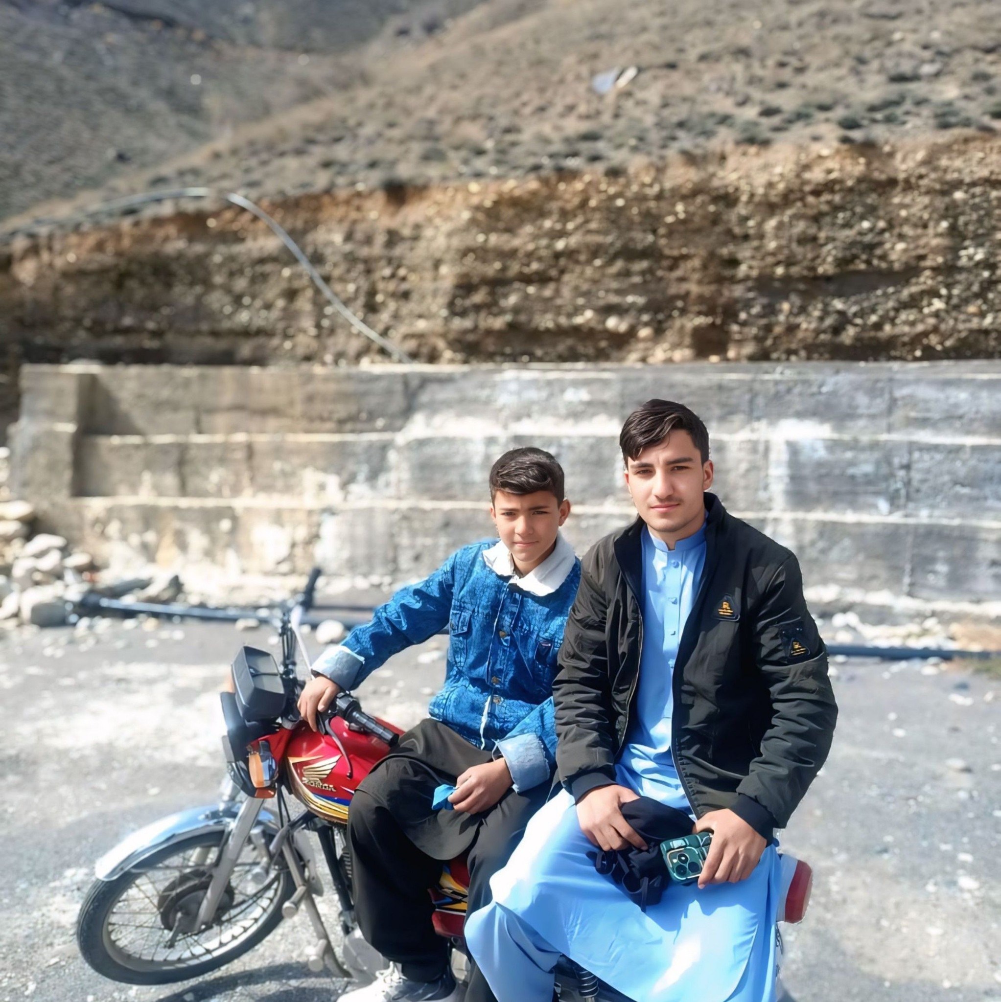 followmeonfacebook-nabeel-shaukat-ali-amjad-malik-umar-khan