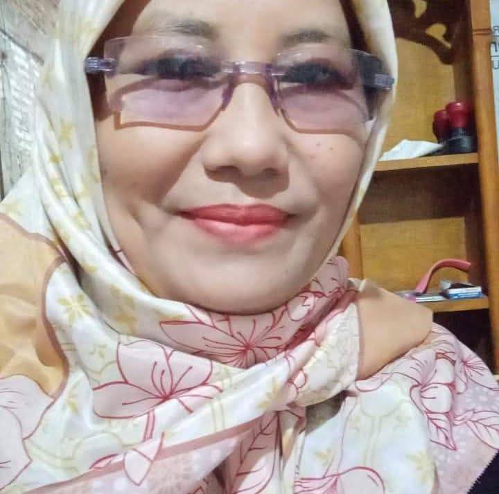 Diah Susan | Blitar