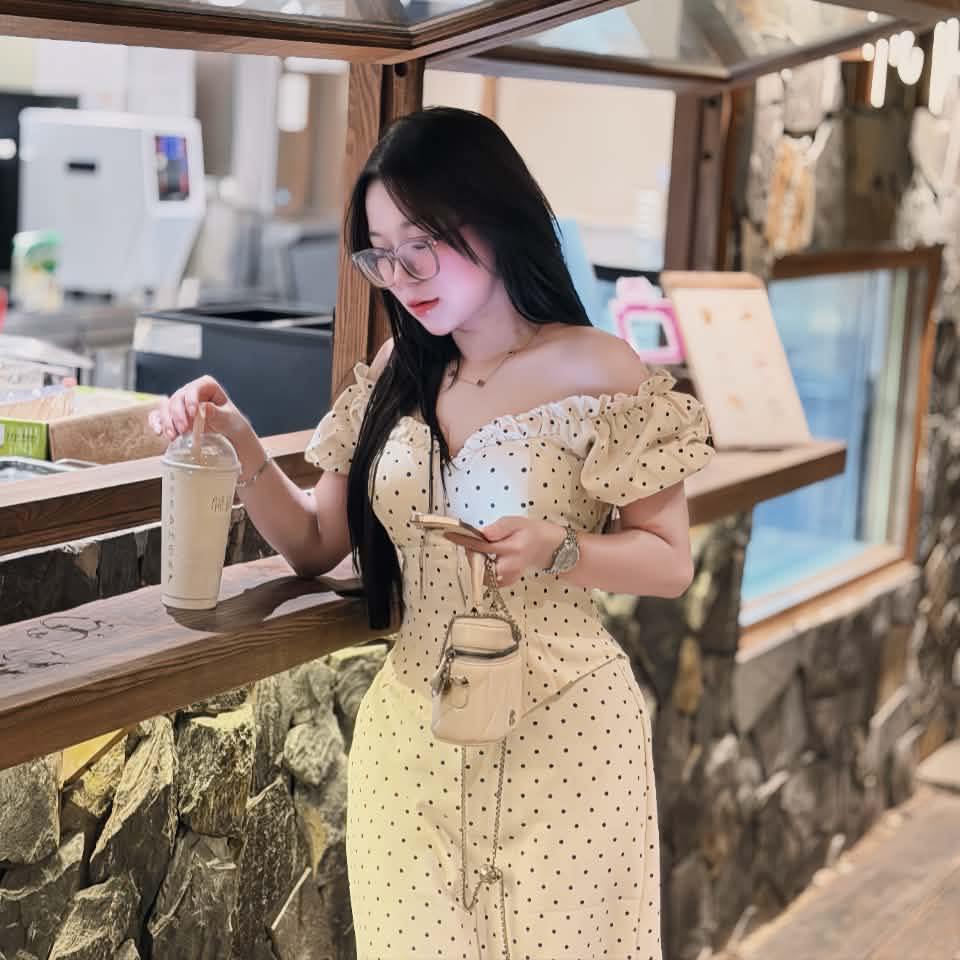 Nhung NaMey