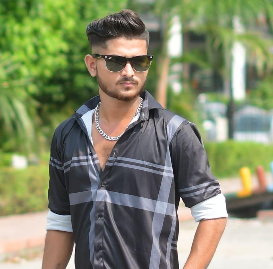 ziddi aakash raj | Sitapur