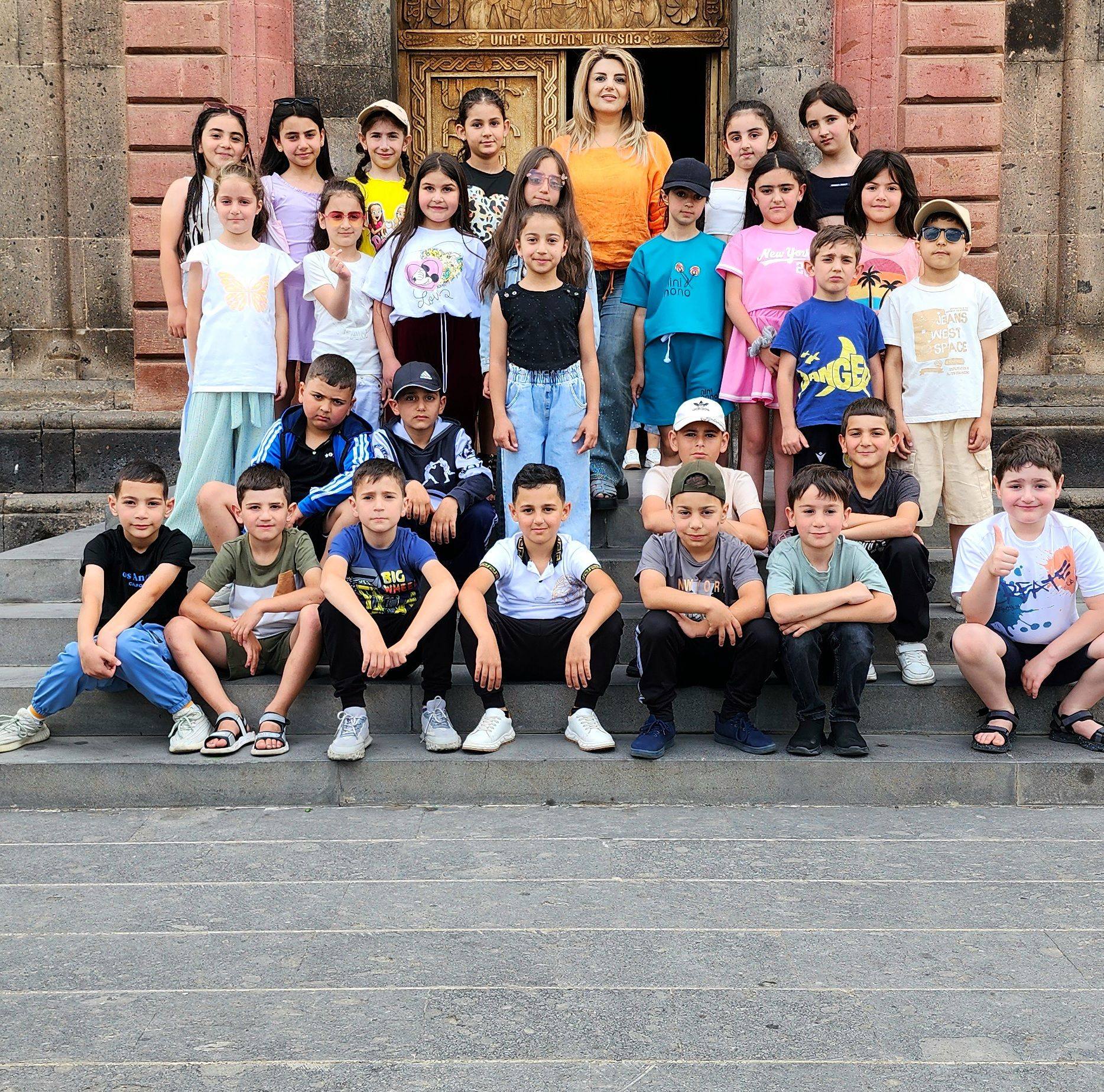 Գյումրու թիվ 11 հիմնական դպրոցի 2-րդ Ա դասարան