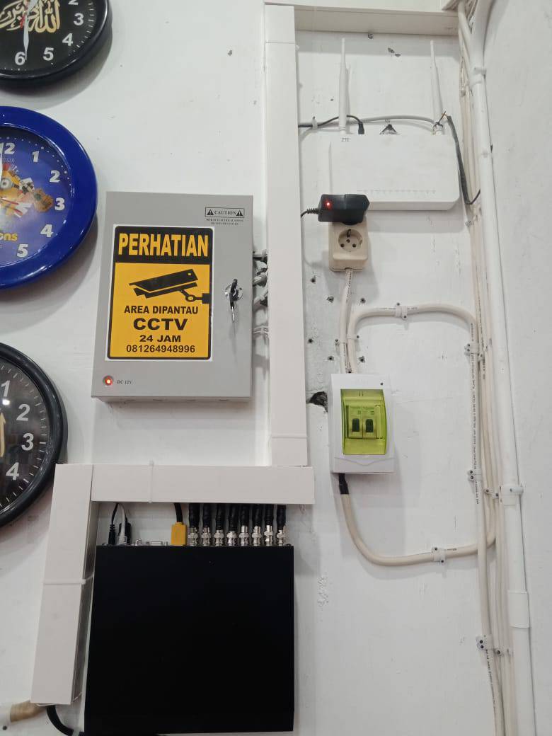 Cara padang box cctv .apa pangakaman mu tentang cctv hijau ini please ...