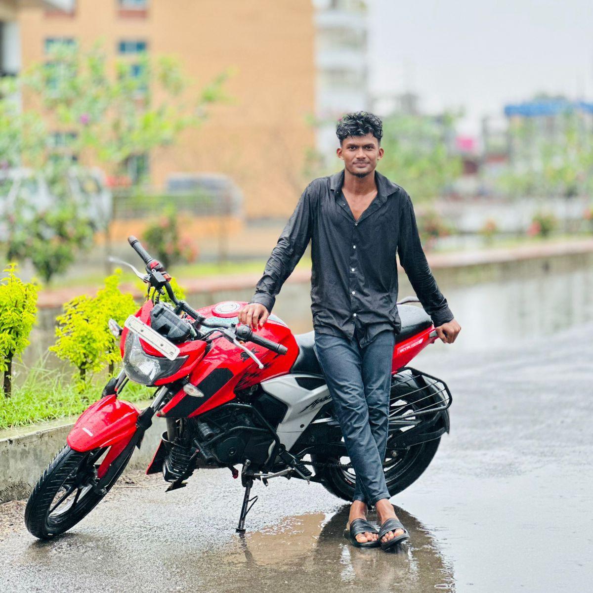 RX Rijaul Molla