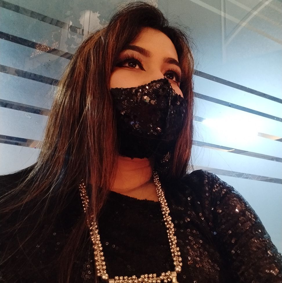 Singer Roji