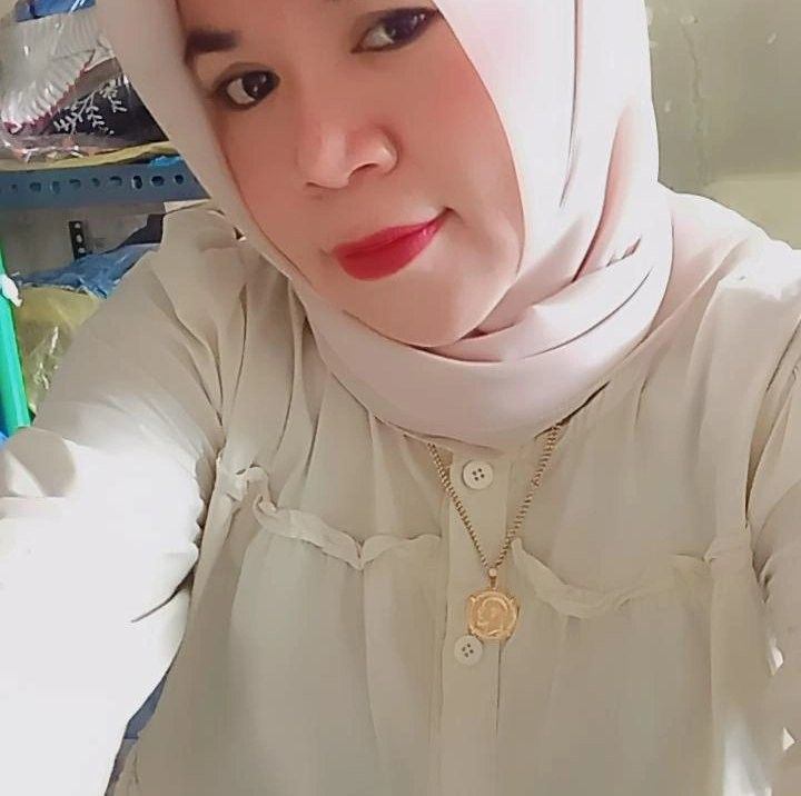 Yuk guys yg dari kmaren tanya tas yg kita pakai skrang sudah ready toko ...