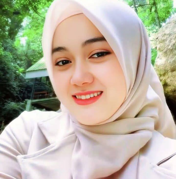 Riskawati | Jakarta
