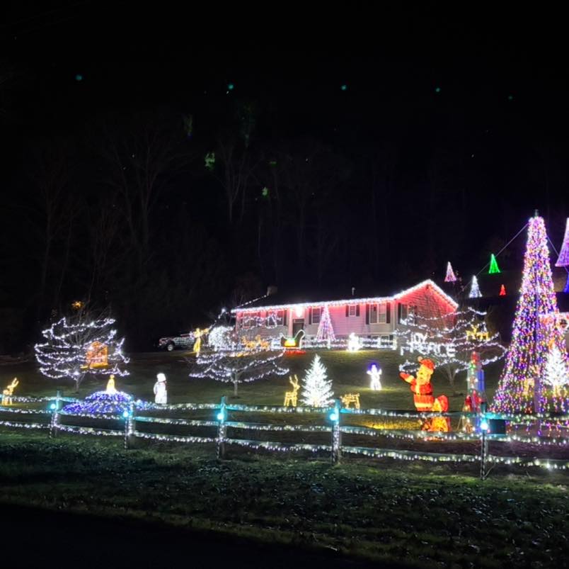 The Pevzner Family Annual Christmas Light Display | Great