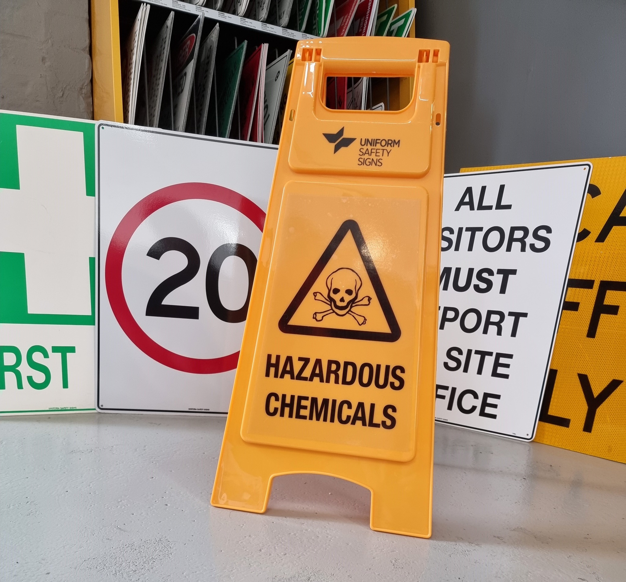 🛑🛑 Do you need signs for the workplace... - Runnymede Safety | Facebook