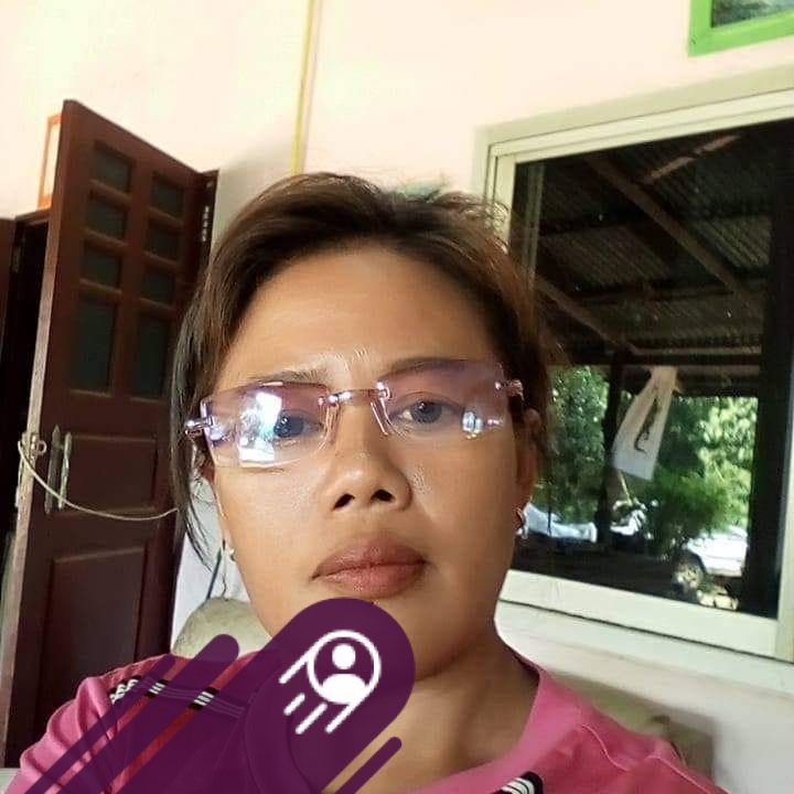 จีรวรรณ เนืองษา