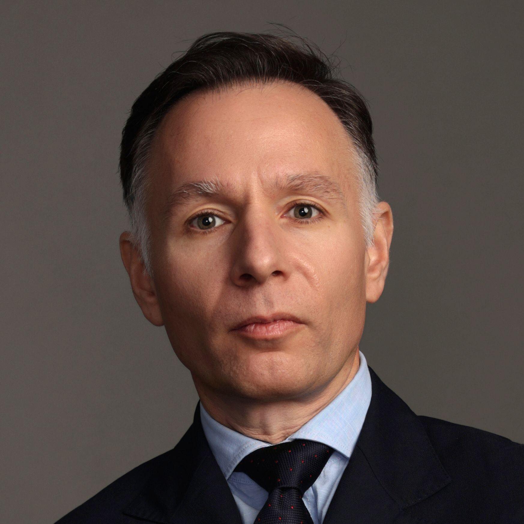 Dr Nikolas Vourakis | London