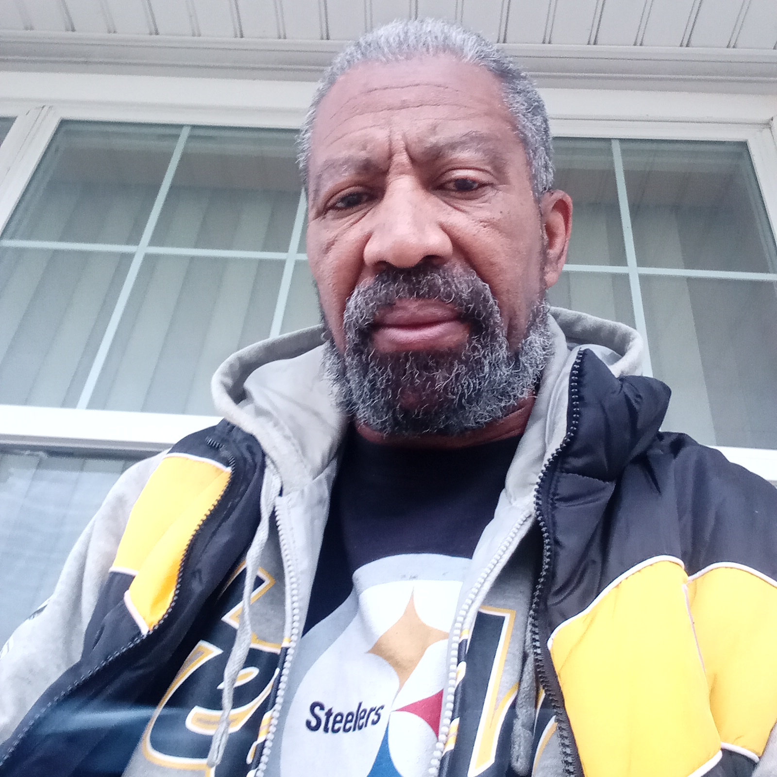 Charles Knapper Profiles