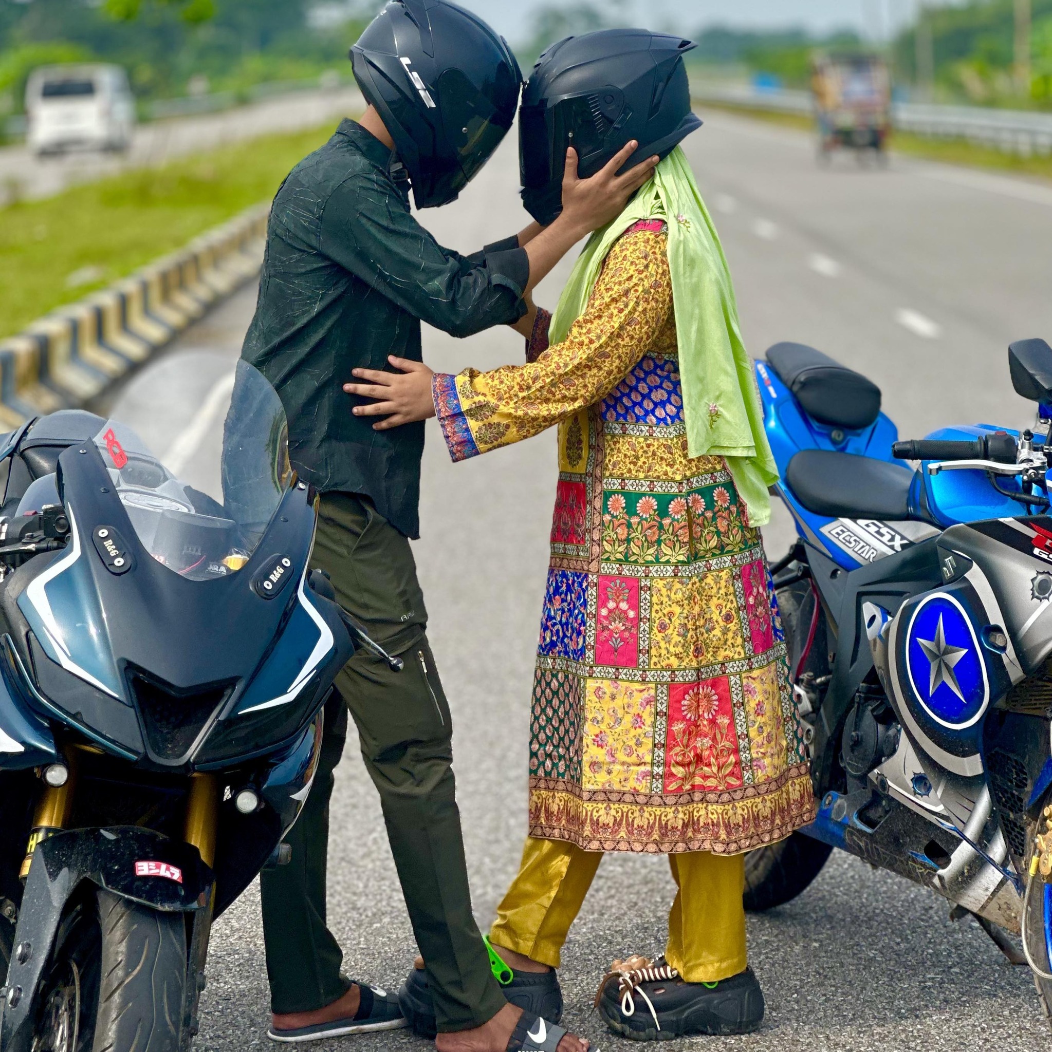 Travel With Rajuu