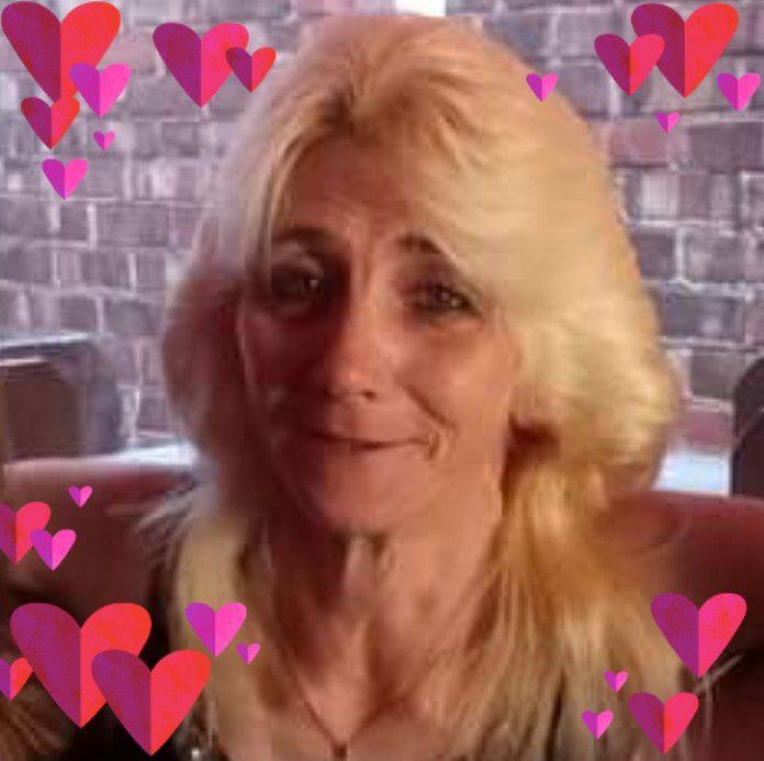 Jennifer D Elek