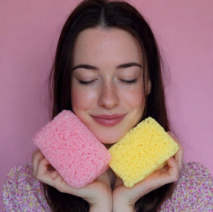 Saturate your senses. 🌊🧽🎧 😍💛 #reels #SpongeSqueezing #ASMR #Spongeasmr ...