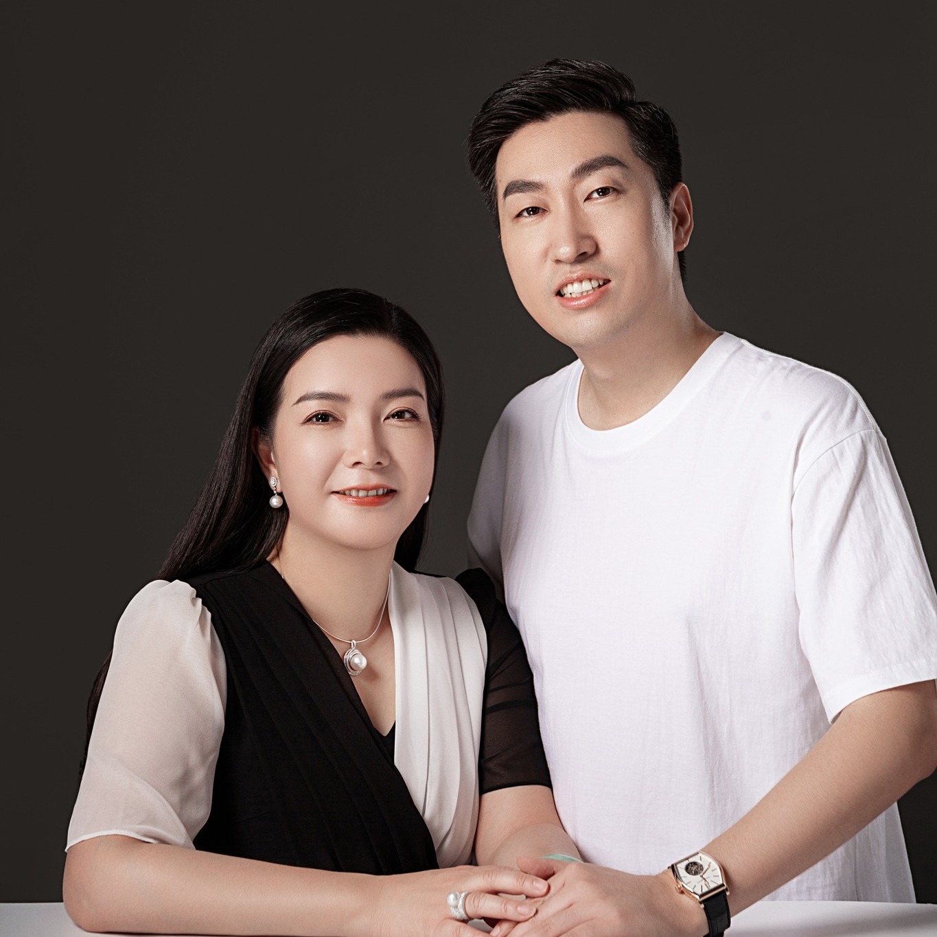 点击头像进入首页，可找到官方服务老师，可免费领取周文强老师4天《AI财富训练营》的学习 #周文强#财务自由 #投资秘籍 #财富管理 #人生改变 ...