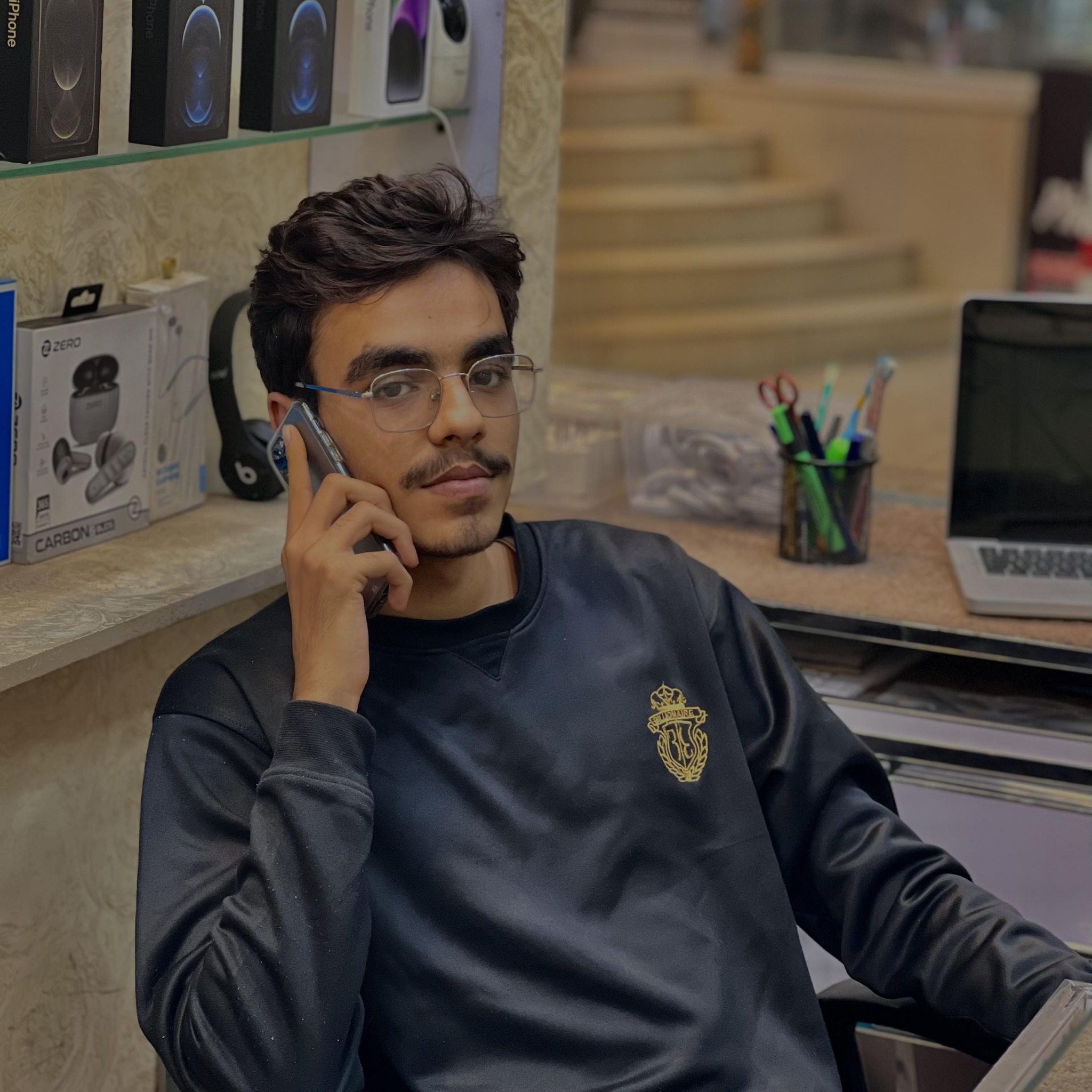 Rosheen Naeem Profiles