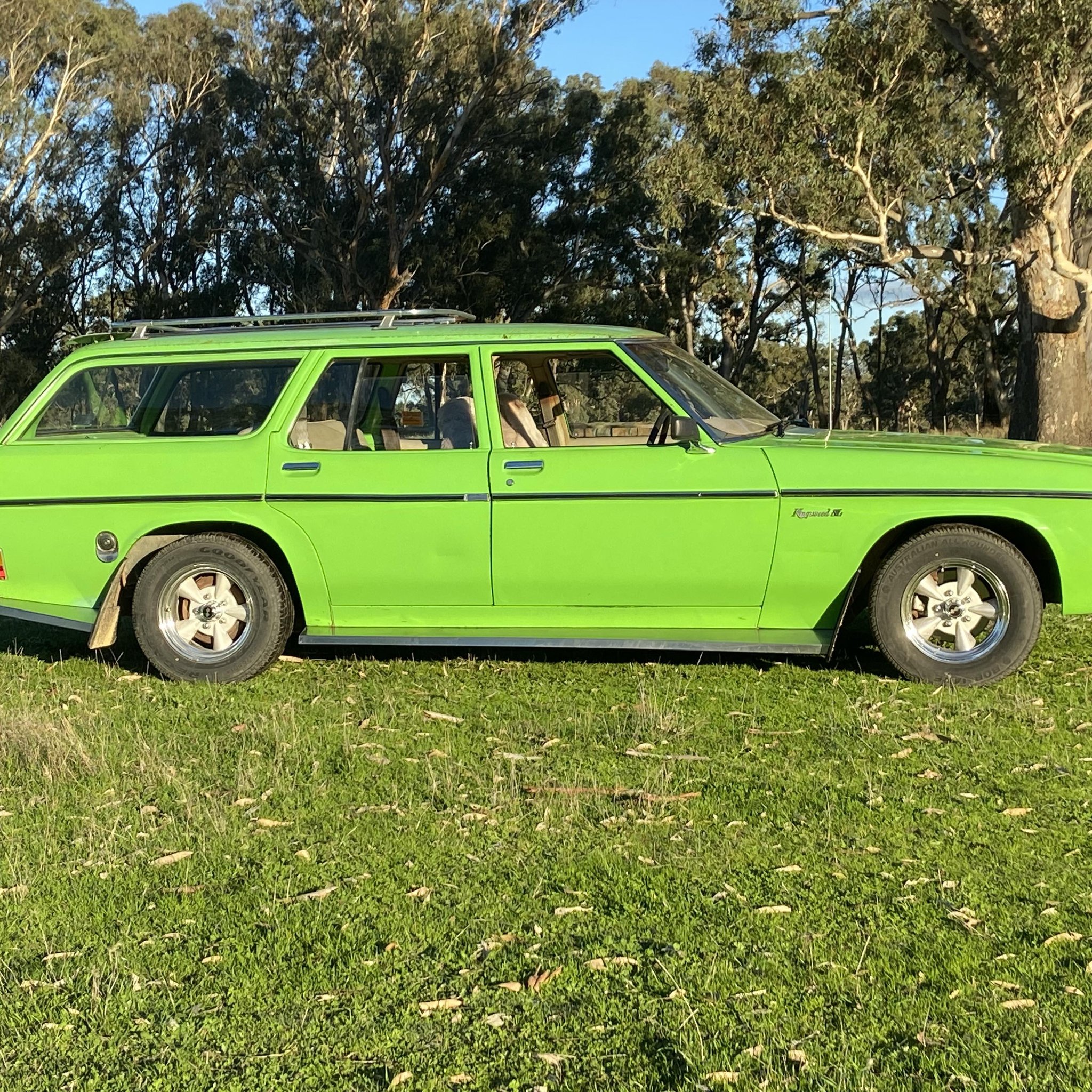 Holden HQ, HJ, HX, HZ & WB | Hi all where can u get a complete engine ...