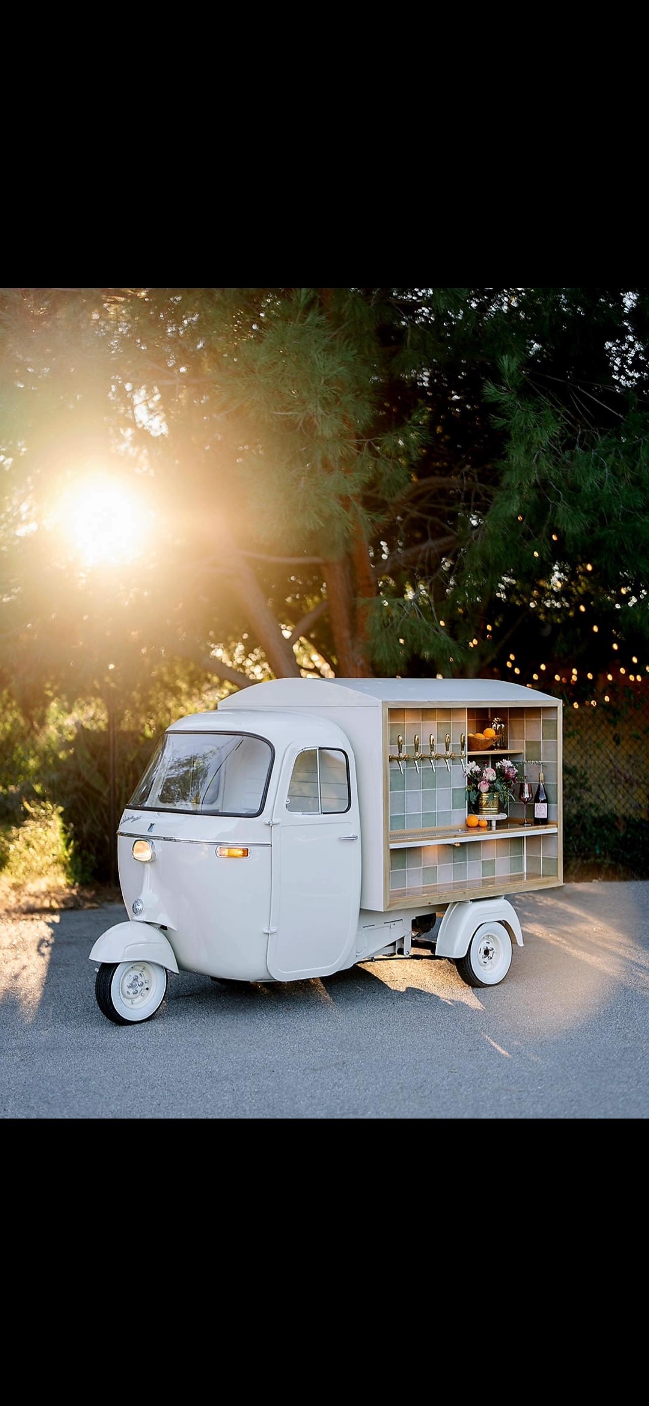 Piaggio Ape & Vespa Bars and Eateries - United States | Ventura CA