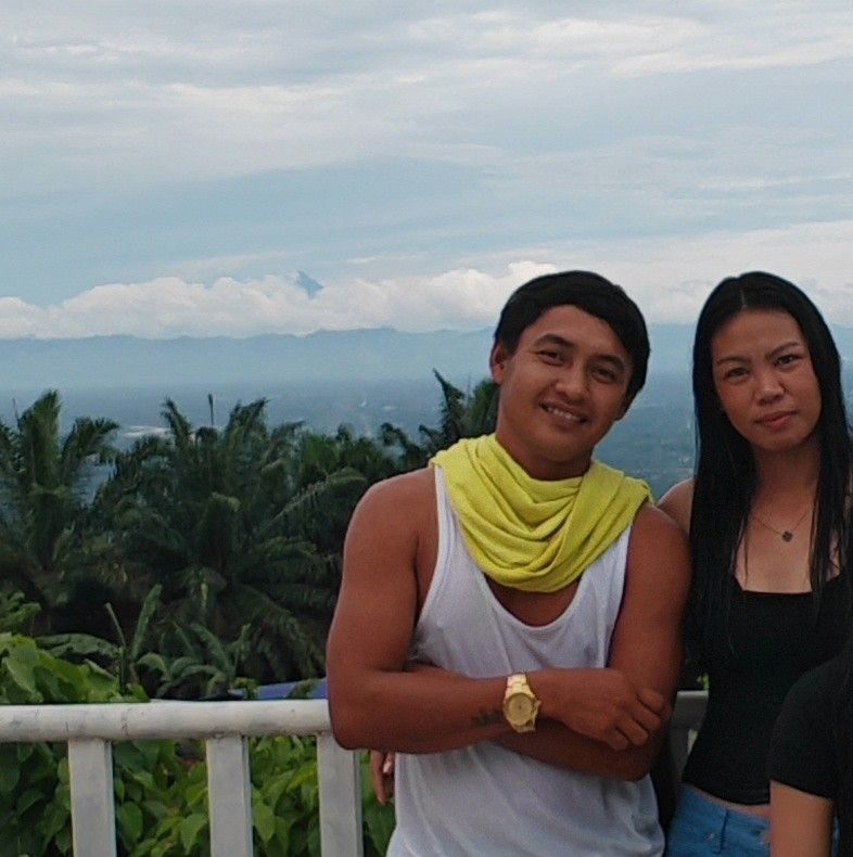 Micth Solomia na alala ko Yung aso ko dati lage nya akong tinitimplahan ...