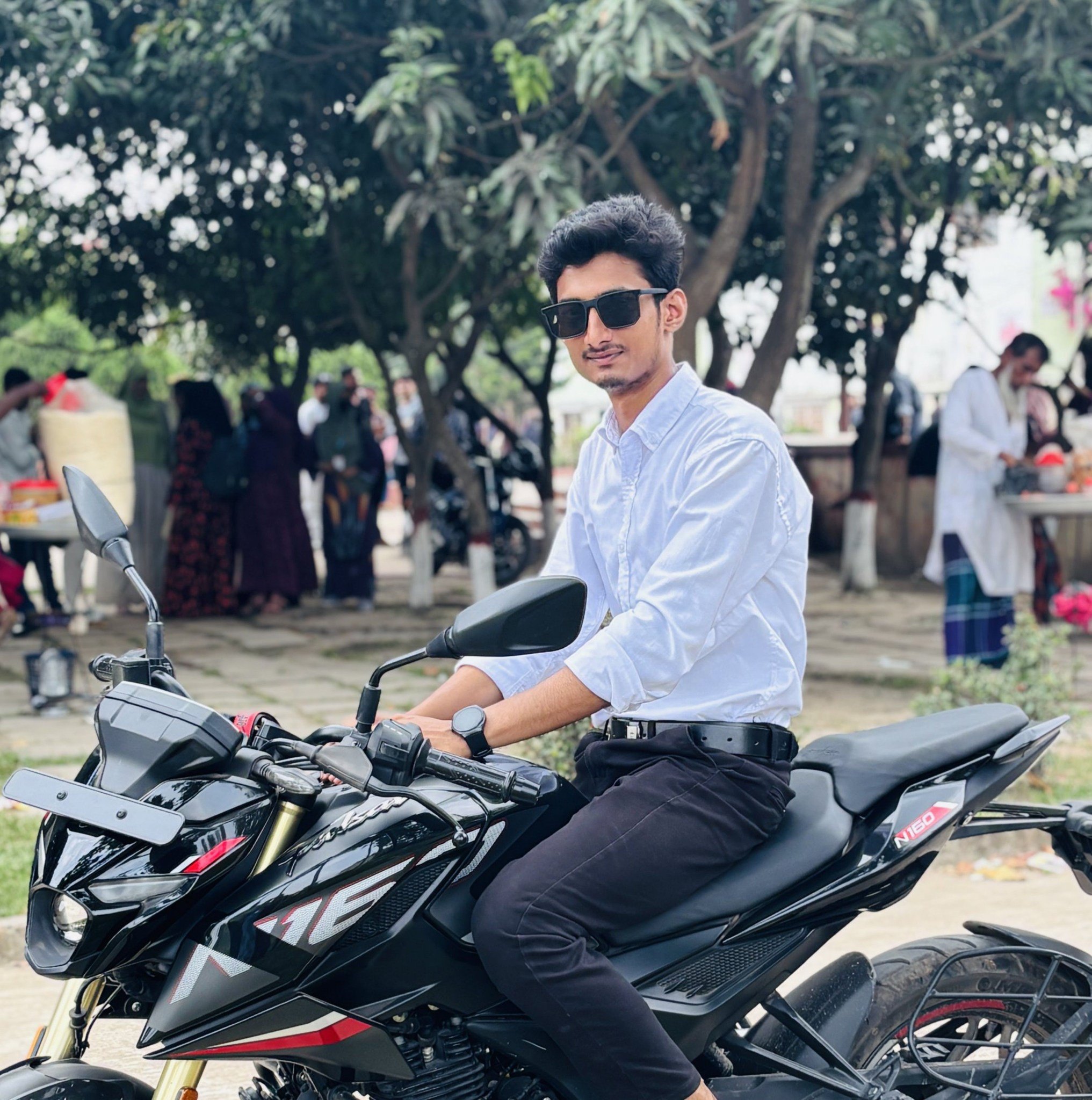 CGC - #Confession_no:096 From.তোমার আসে পাশের কেউ To: Nafisa অনেক ...