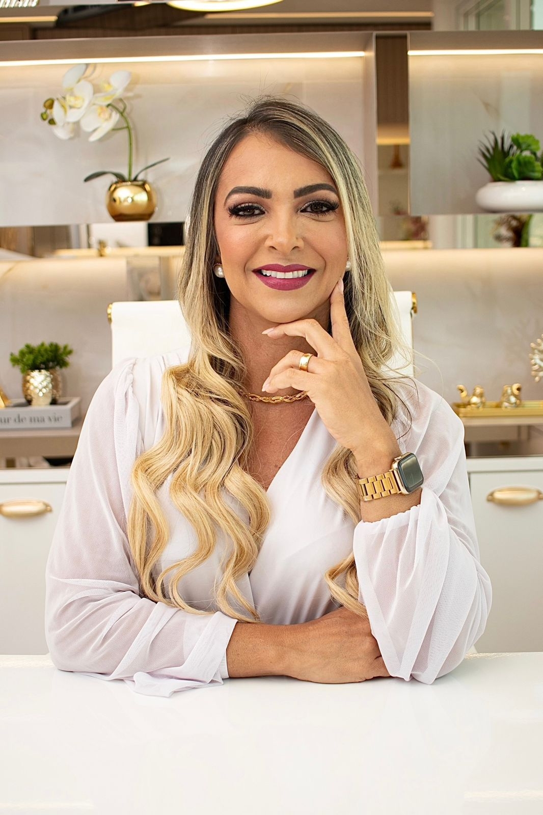 Dra Ana Paula Velloso - Lentes e Facetas em Resina em Vitória | Vitória ES