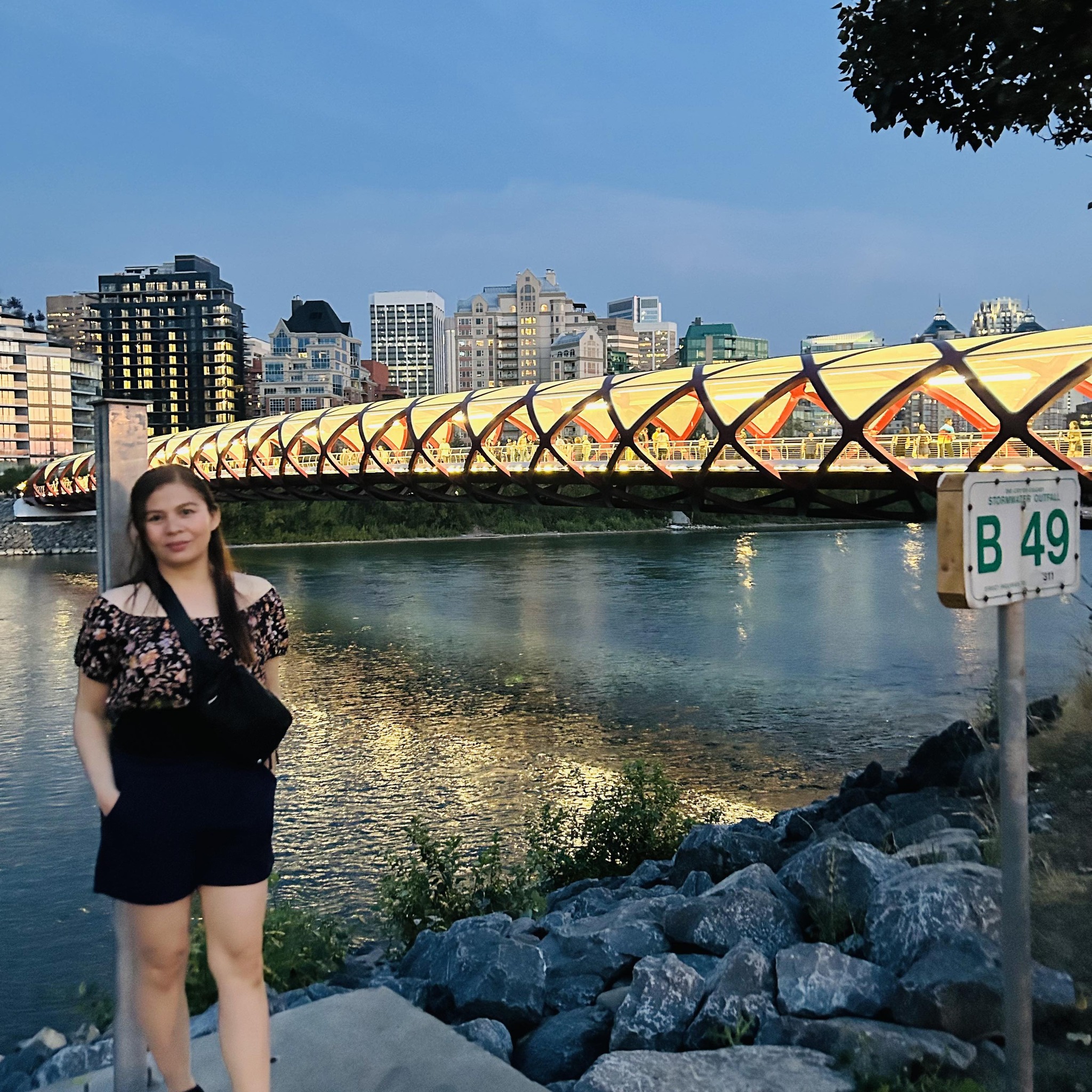 𝐋𝐢𝐟𝐞 𝐦𝐚𝐲 𝐧𝐨𝐭 𝐚𝐥𝐰𝐚𝐲𝐬 𝐛𝐞 𝐞𝐚𝐬𝐲, 𝐛𝐮𝐭 𝐰𝐢𝐭𝐡 𝐆𝐨𝐝, 𝐟𝐚𝐦𝐢𝐥𝐲, 𝐚𝐧𝐝 𝐟𝐚𝐢𝐭𝐡, 𝐰𝐞 𝐜𝐚𝐧 ...