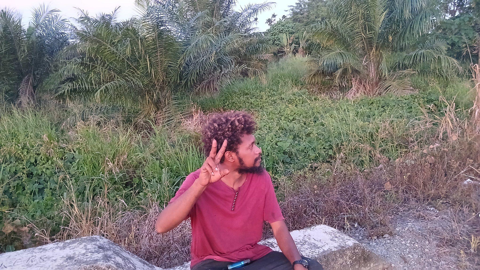 Don't mind my high voice 🤗 Message nah important bless Sunday fam 🙏😇 ...