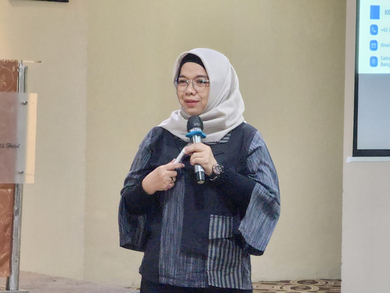 Dewi Rinawati Hadhy