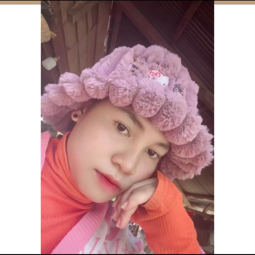 សុ៚ លីន