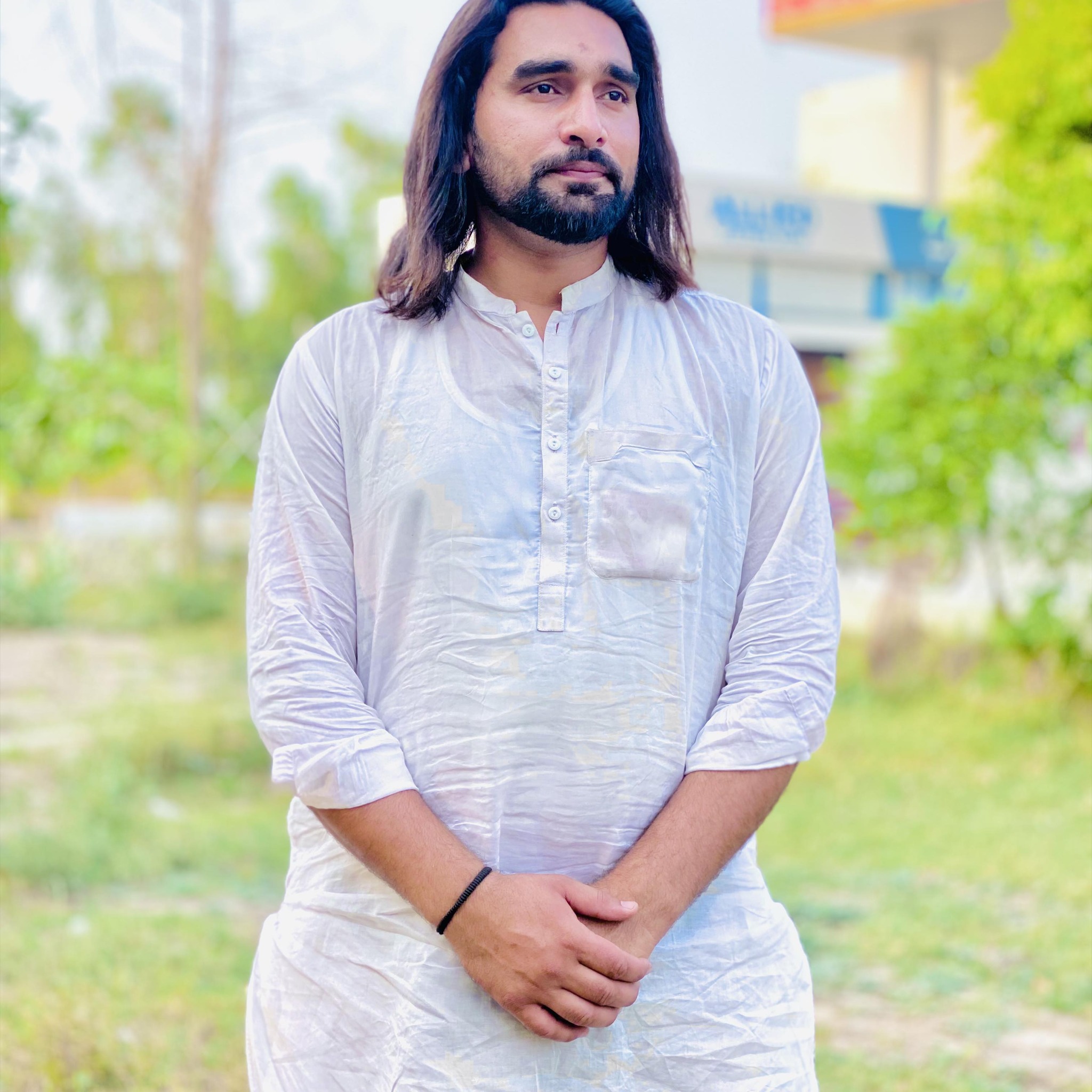 Vlogger sheikh Jan