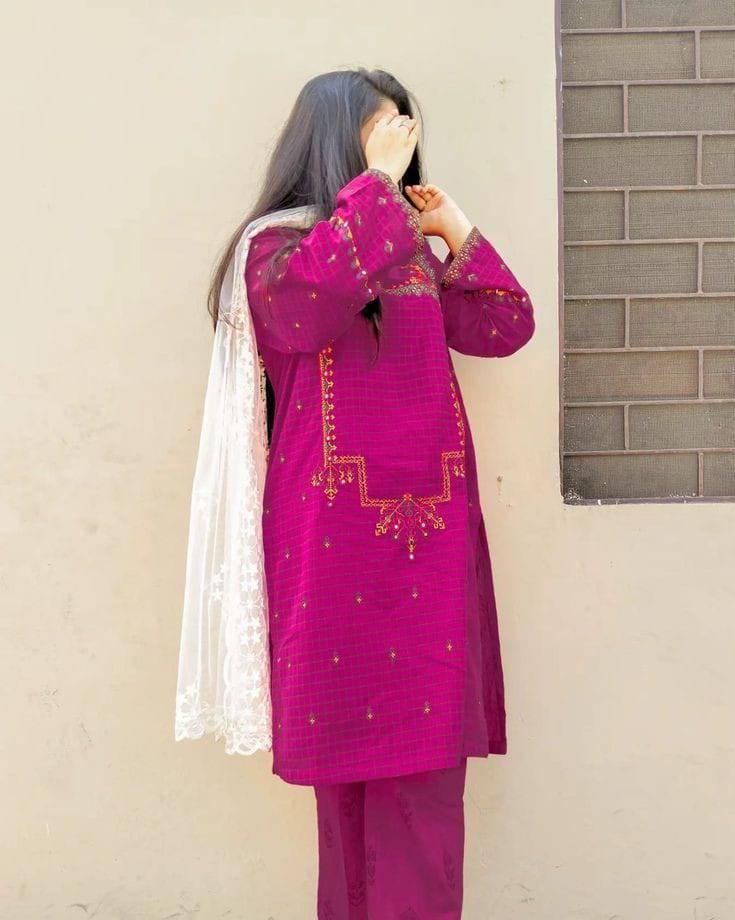Aqsa Aziz