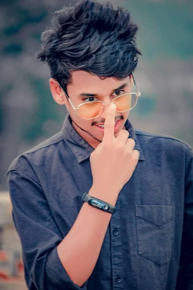S R Shawon