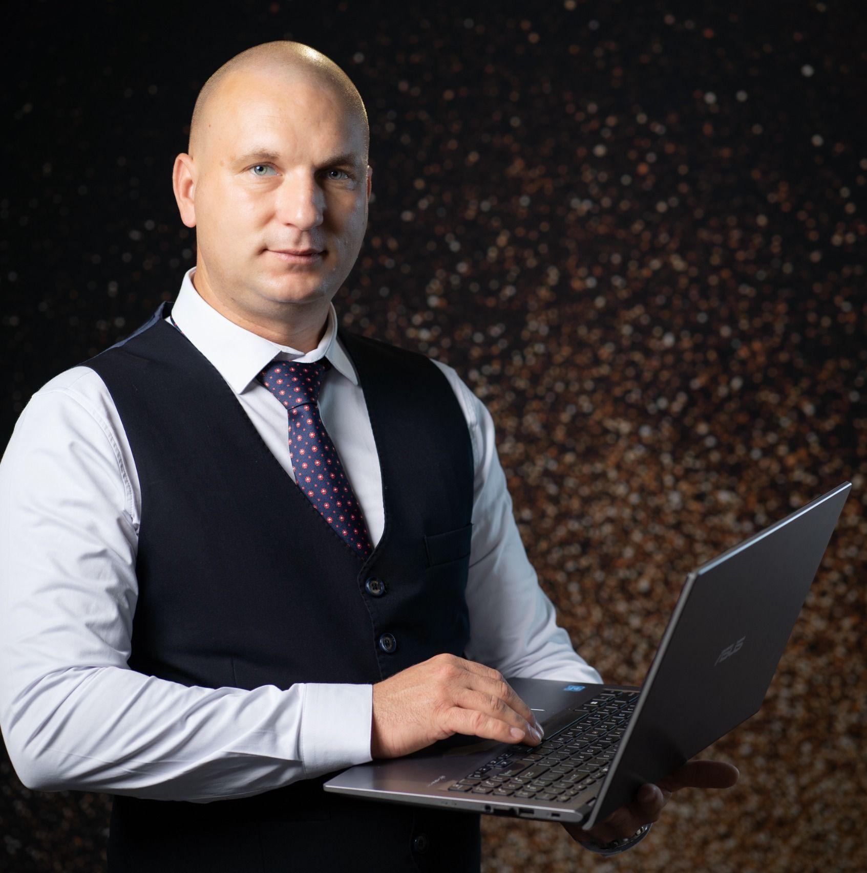 Toni Galu - Broker Destine Imobiliare | Iasi