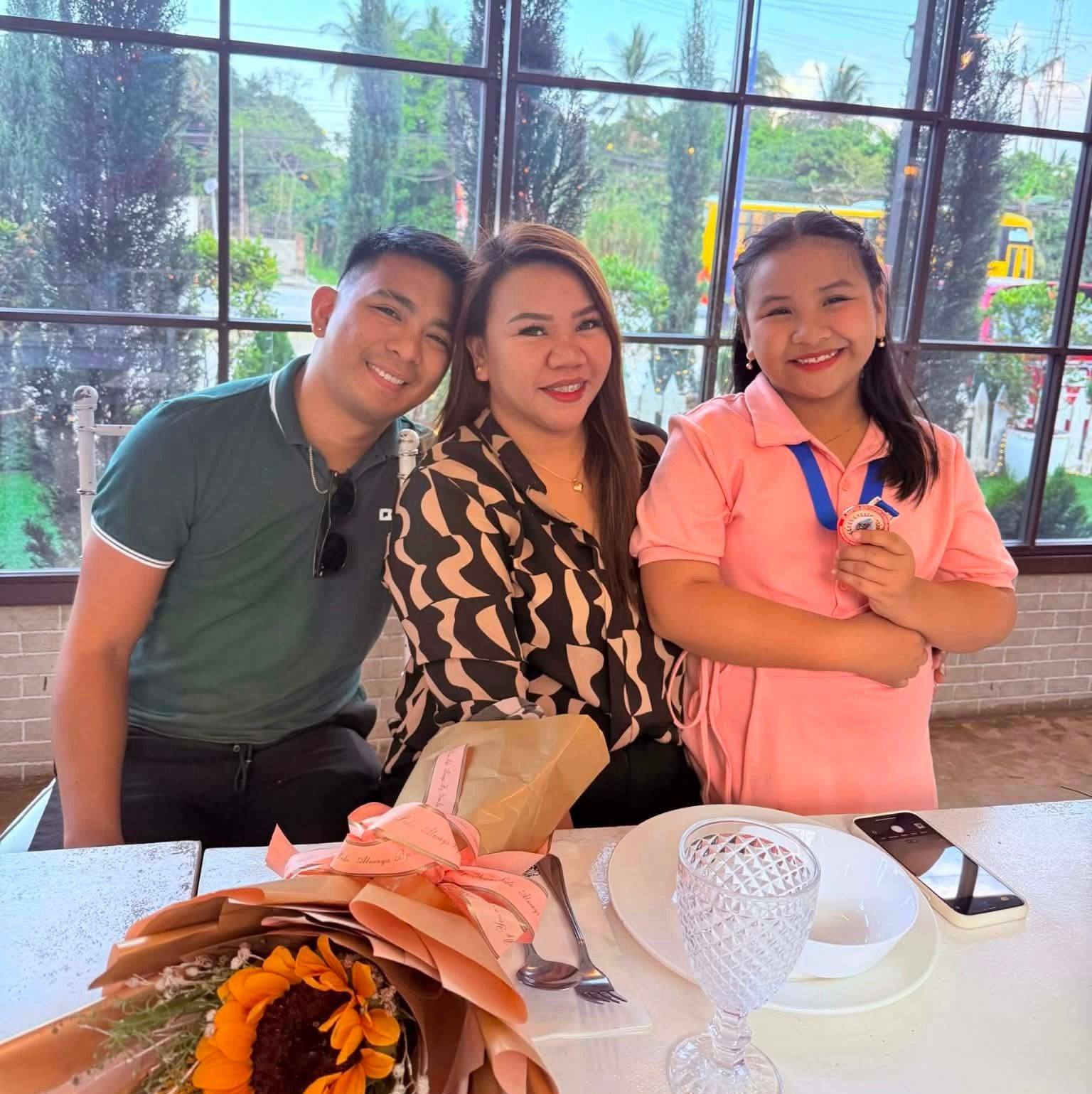 GMA - TINGNAN: Sen. Risa Hontiveros, kasama sina Sen. Win Gatchalian ...