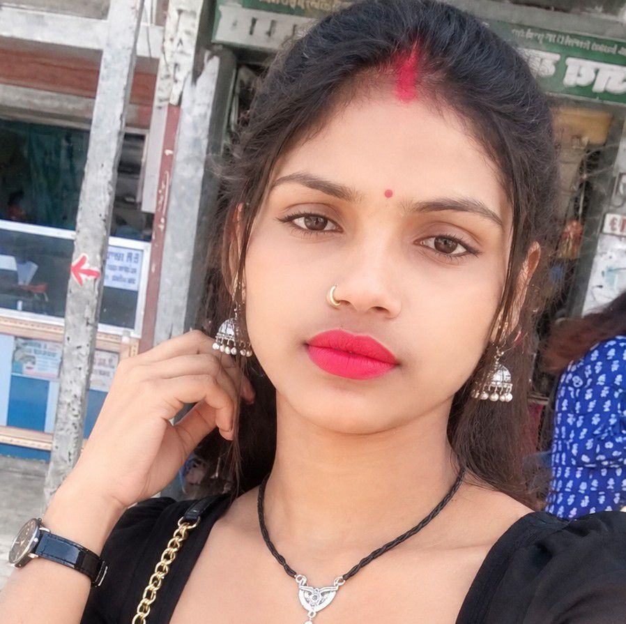 Aage peechhe ️ ️ #Viral reel | Roona Ray