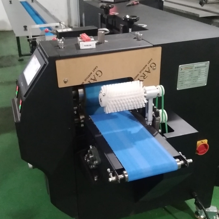 Puffed food packaging machine, rice packaging machine, wheat packaging ...