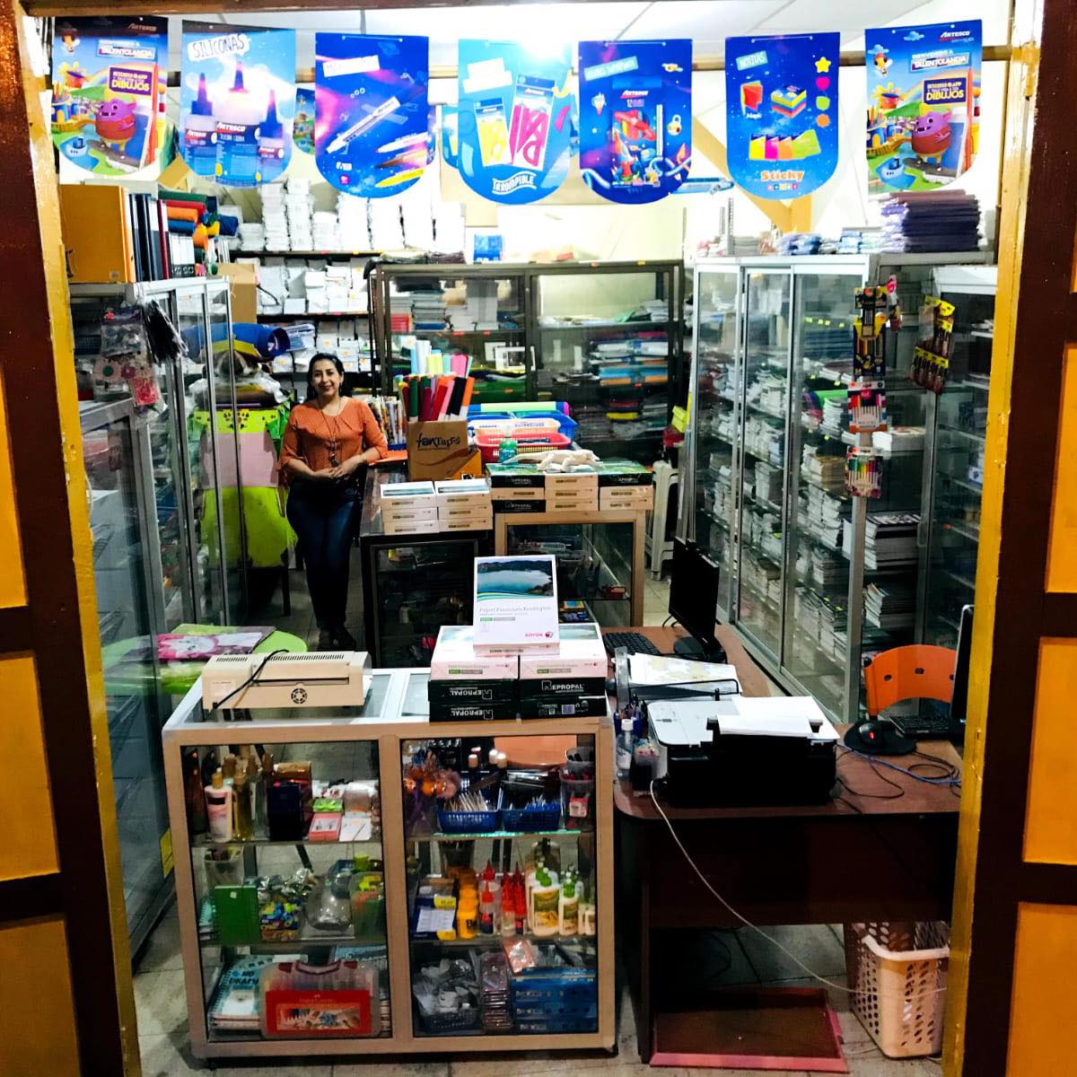 libreria y papelería EDHU