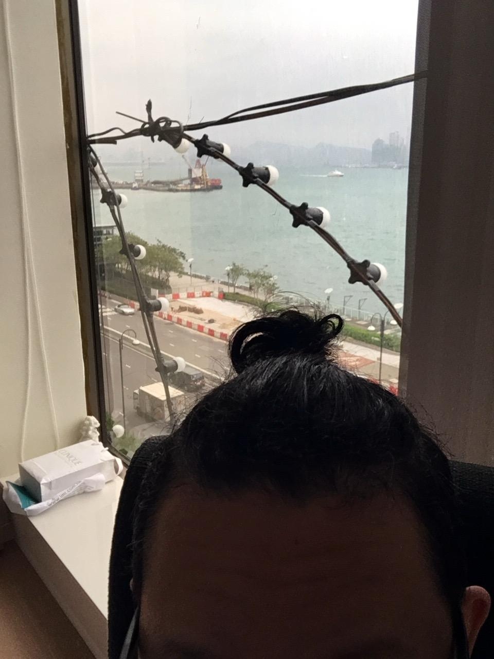 香港80、90後集中地（吃喝玩樂 着數分享） | 原來當年梅姐當經對阿公說過：「你戴眼鏡無甘樣衰 | Facebook