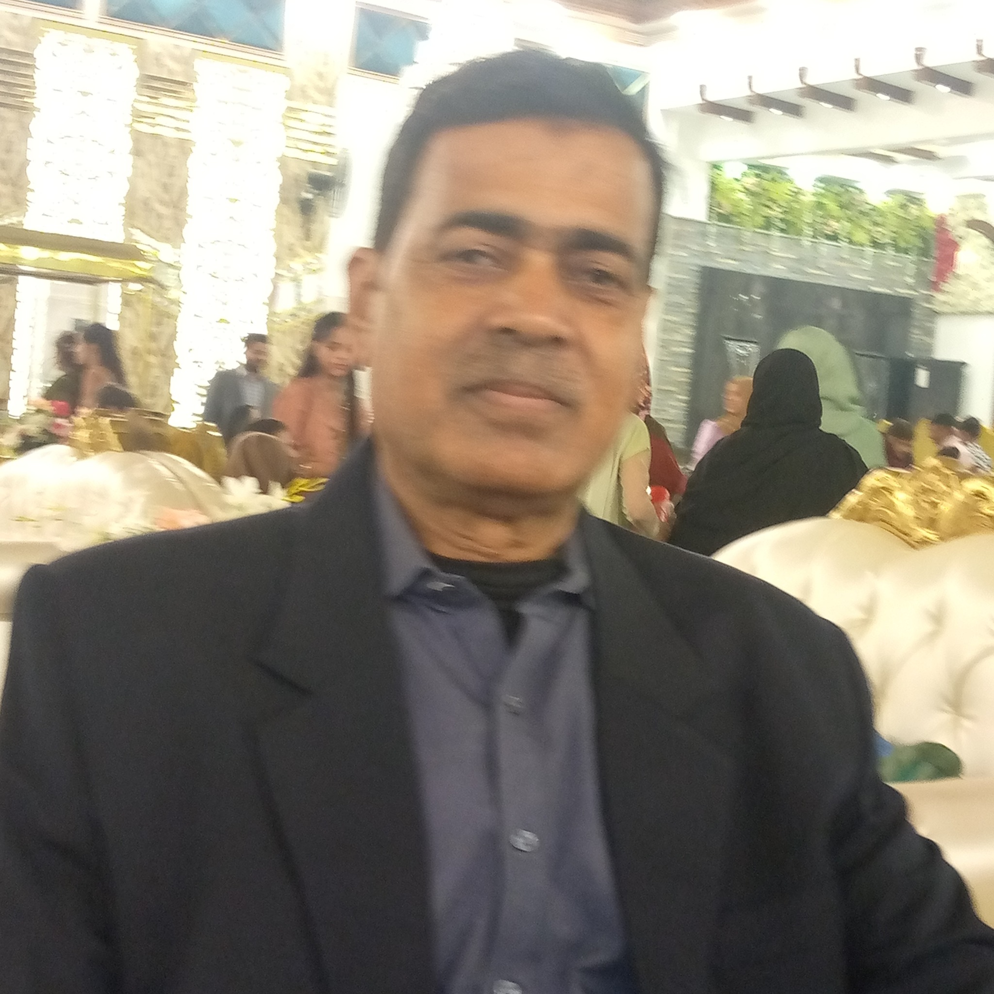 چائے جیسا کردار ہے میرا ☕ کسی کو حد سے زیادہ پسند ہوں تو کسی کو نام سے ...