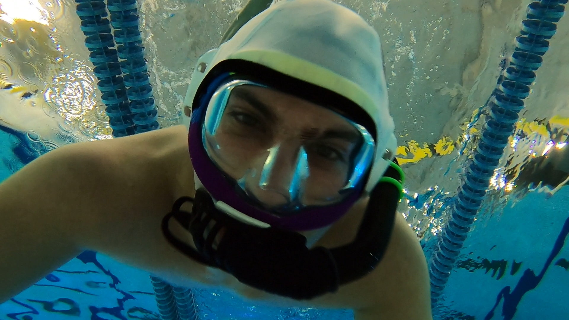 Alex Laskowski-underwaterhockey