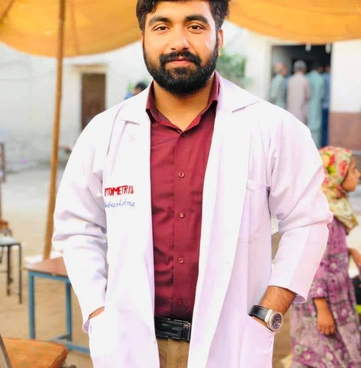 Dr Abaid Mughal Eye Physician | Lahore