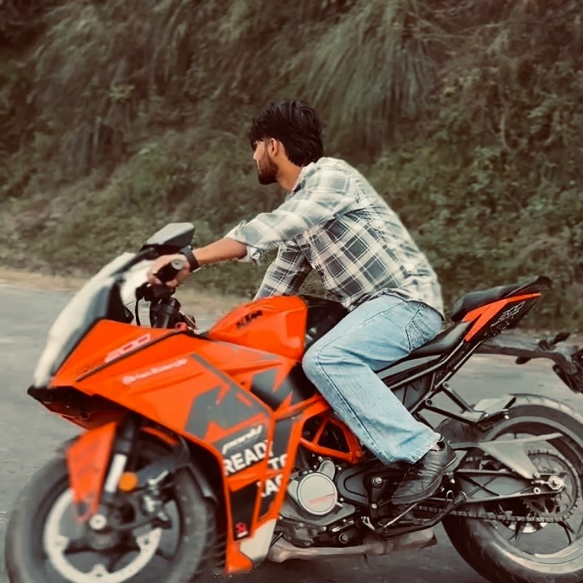 POV: Life is better on a motercycle ...