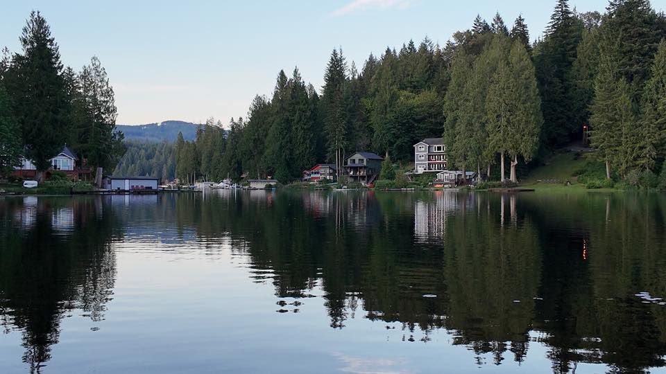 Casa del Lago | Lake Roesiger WA