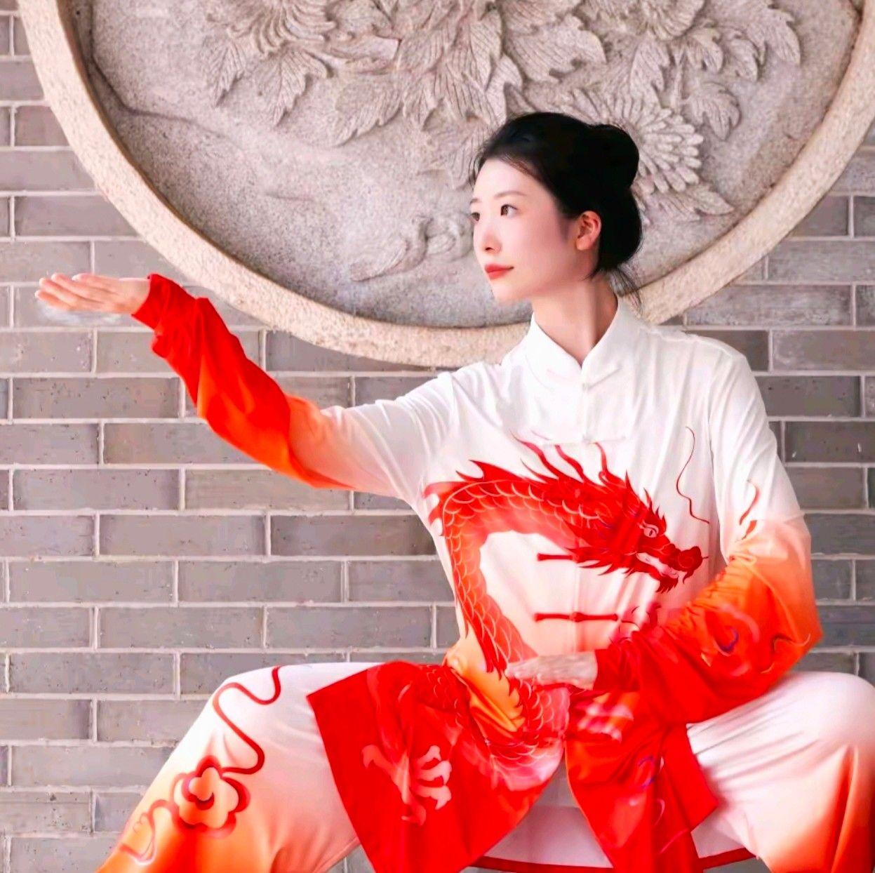 每天十分钟，三步打开大小周天，回到20岁！抻筋拔骨，通畅全身！ #太乙游龙拳 #道家养生 #太极 | 激励瘦身路